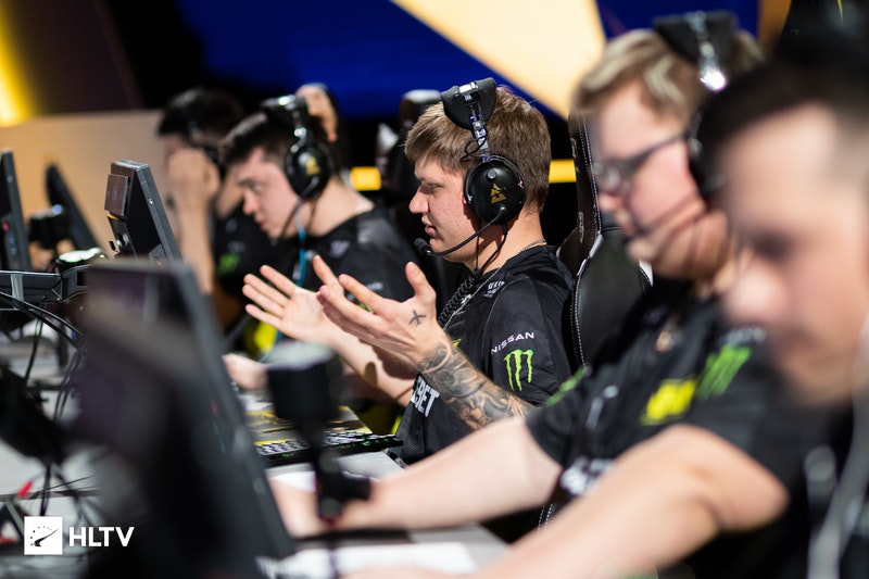 NAVI suffered two consecutive defeats in the group stage of the BLAST Premier String