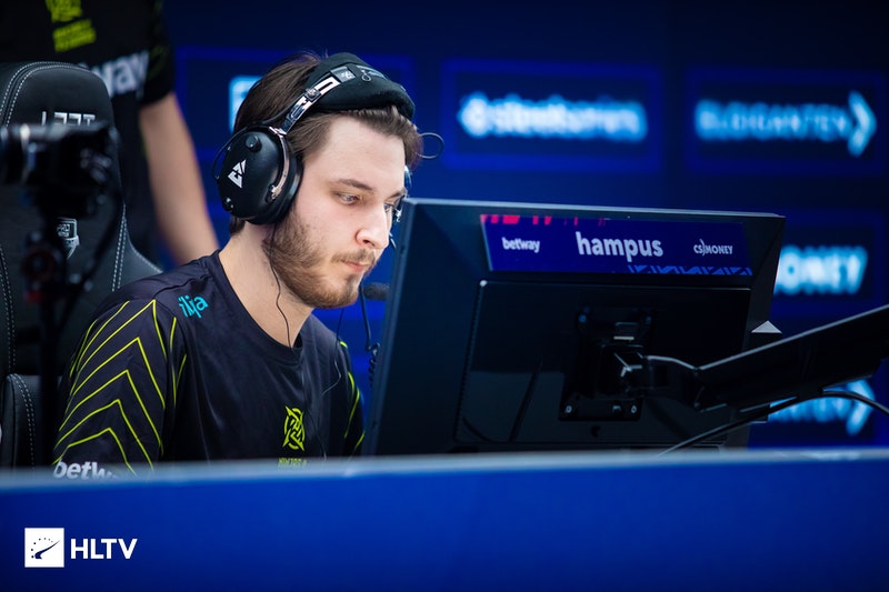 Hampus commented on NIP's departure from BLAST Premier Fall Final 2021