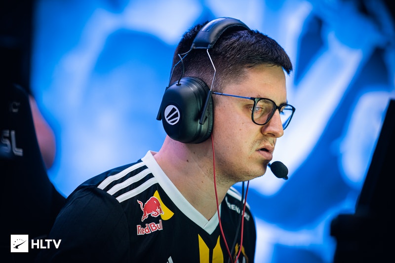 Vitality had to give up a six-man roster