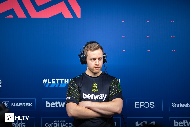 THREAT will step down as NIP coach