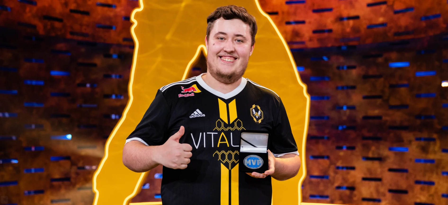 Zywoo has surpassed s1mple in the world ranking of top players