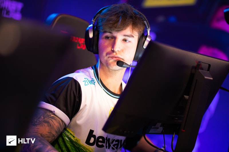 Device is mulling a return to Astralis