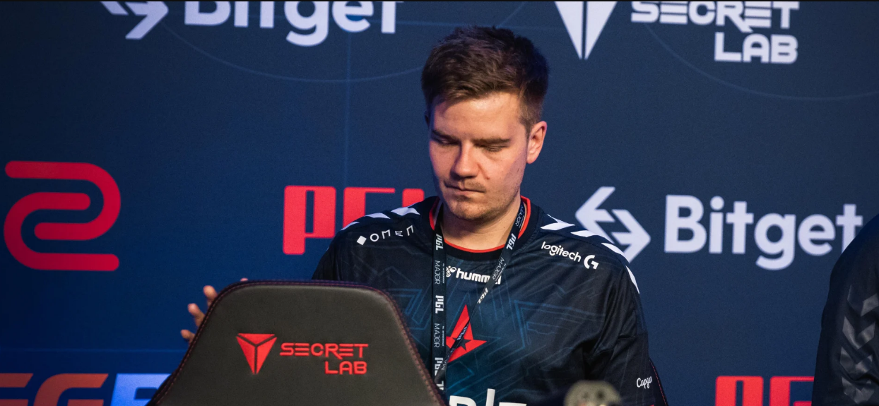 Peter Dupreeh Rasmussen spoke about the problems of Astralis